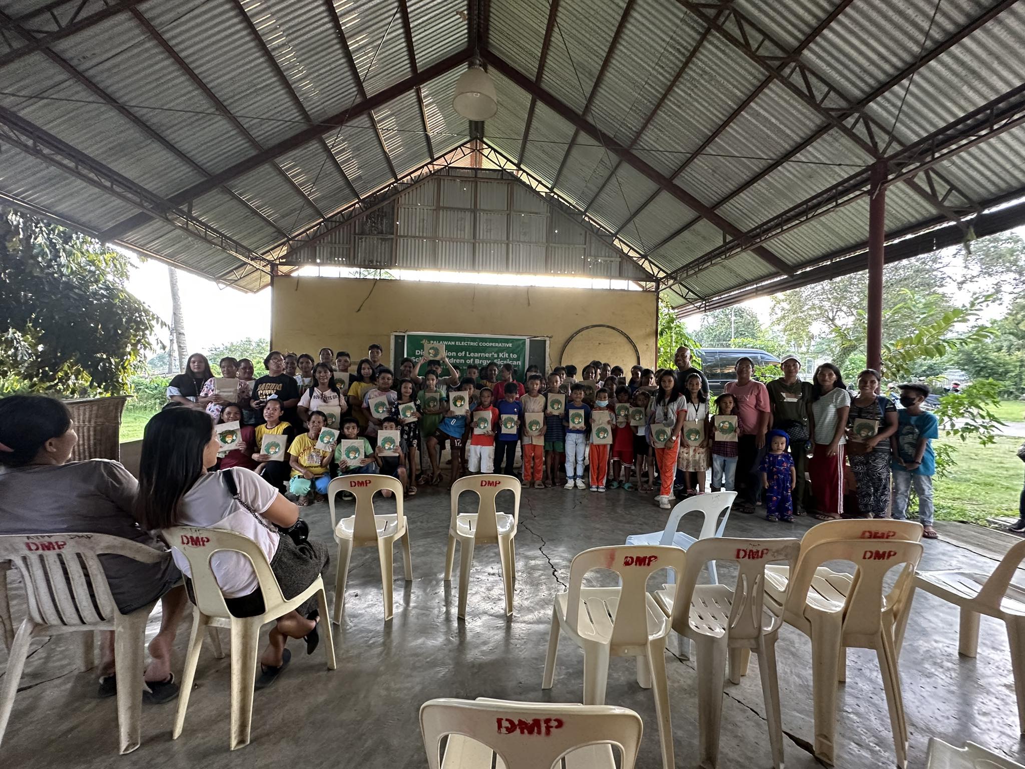 Pamamahagi Ng 100 Learners Kit Sa Mga Mag Aaral Ng Bgy Sicsican Palawan Electric Cooperative 4205